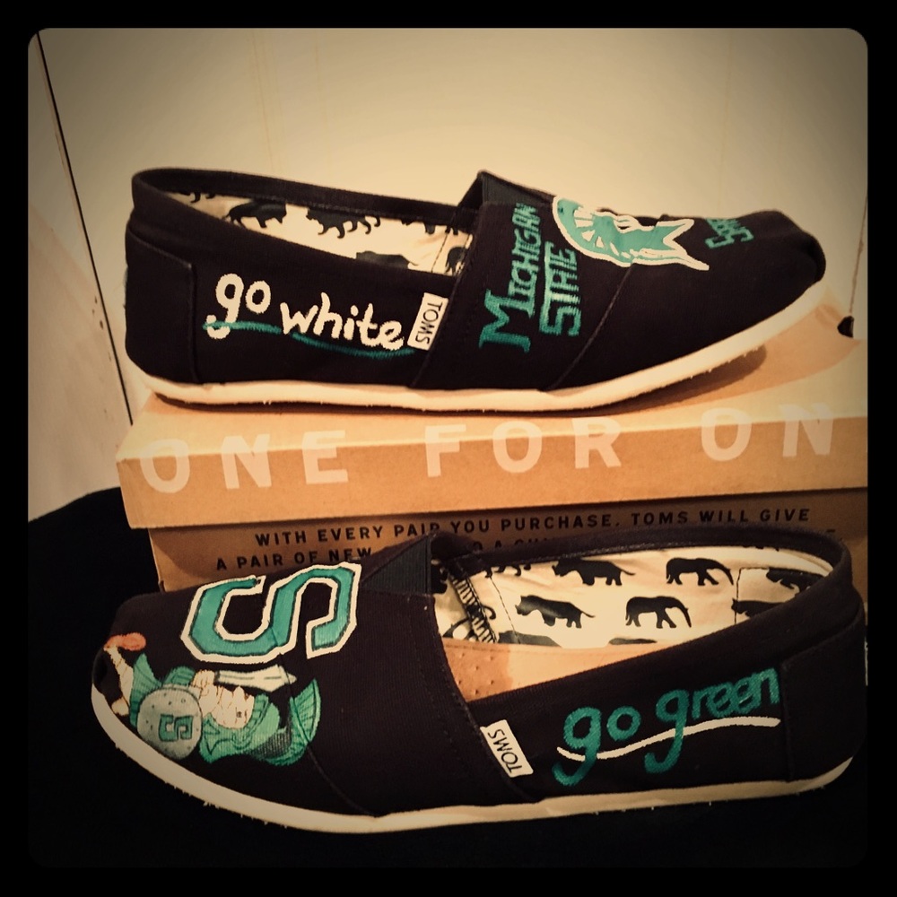 ✌🏻MSU custom TOMS!!